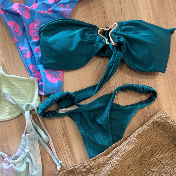 Colorful Swimwear Collection bundle - Picture 8 of 12